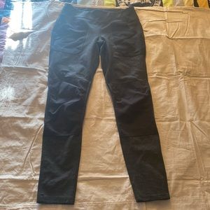 Carhartt Fitted Force Midweight Pocket Leggings (Size 4/6)